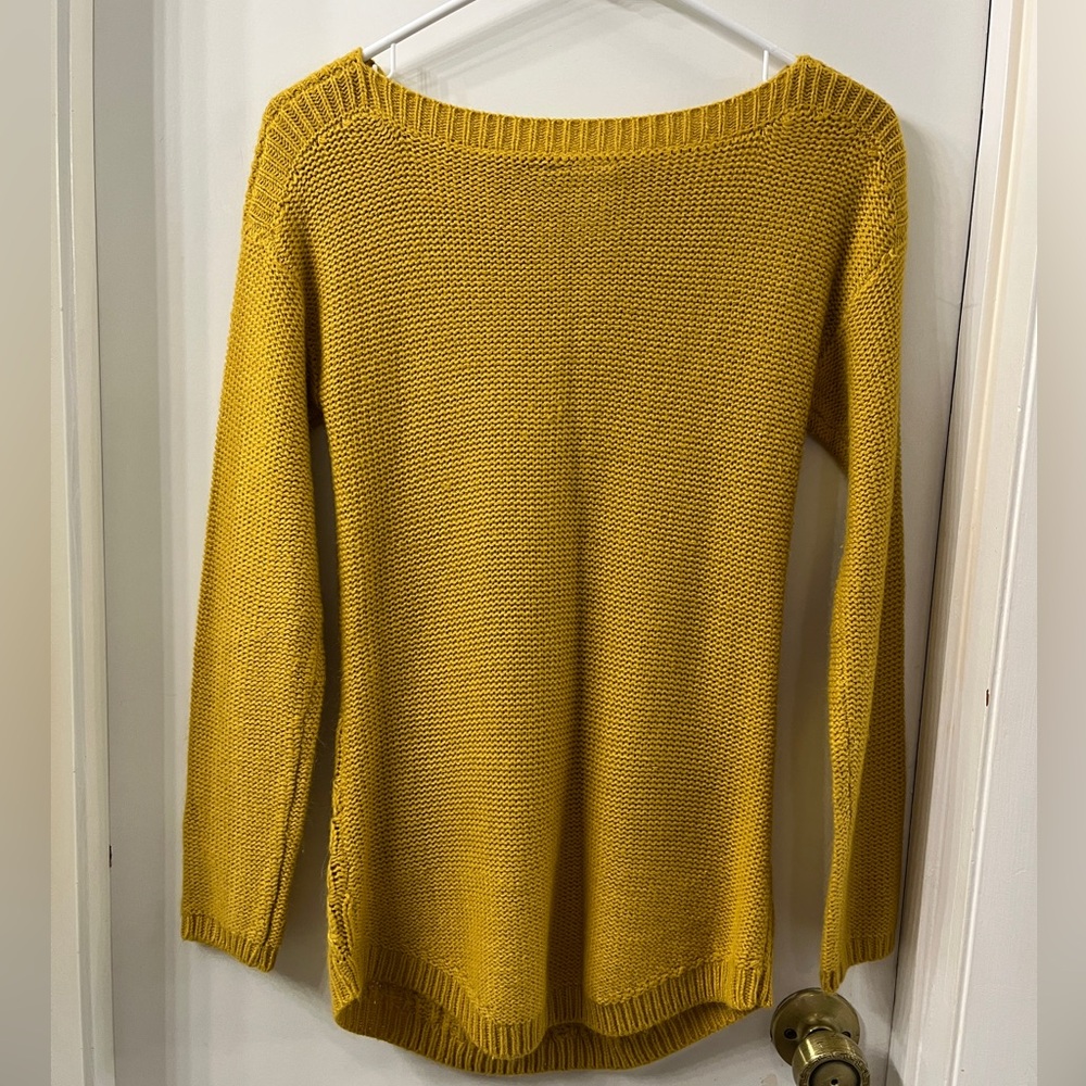 Hooked Up by IOT Women’s Mustard Knit Sweater XS - Picture 5 of 6